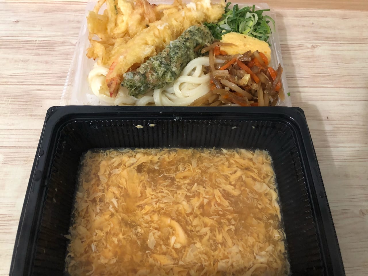 熱盛えび天たまごあんかけうどん弁当