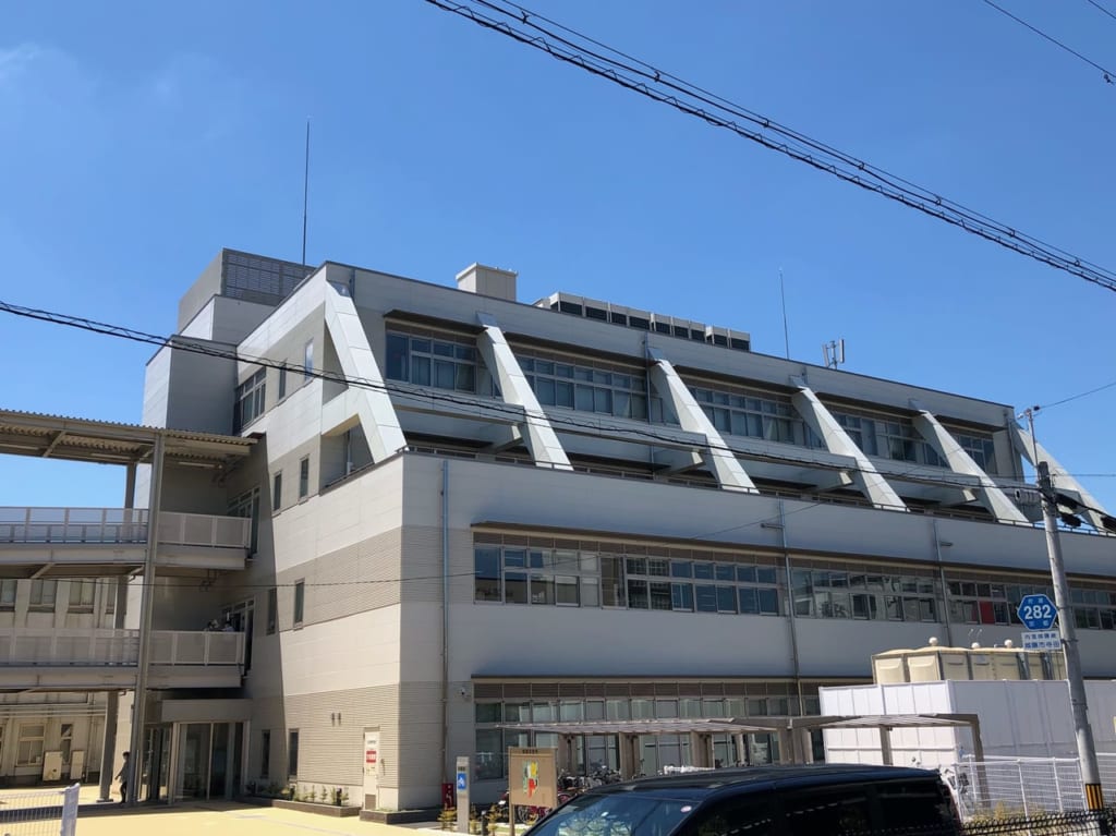 城陽市役所