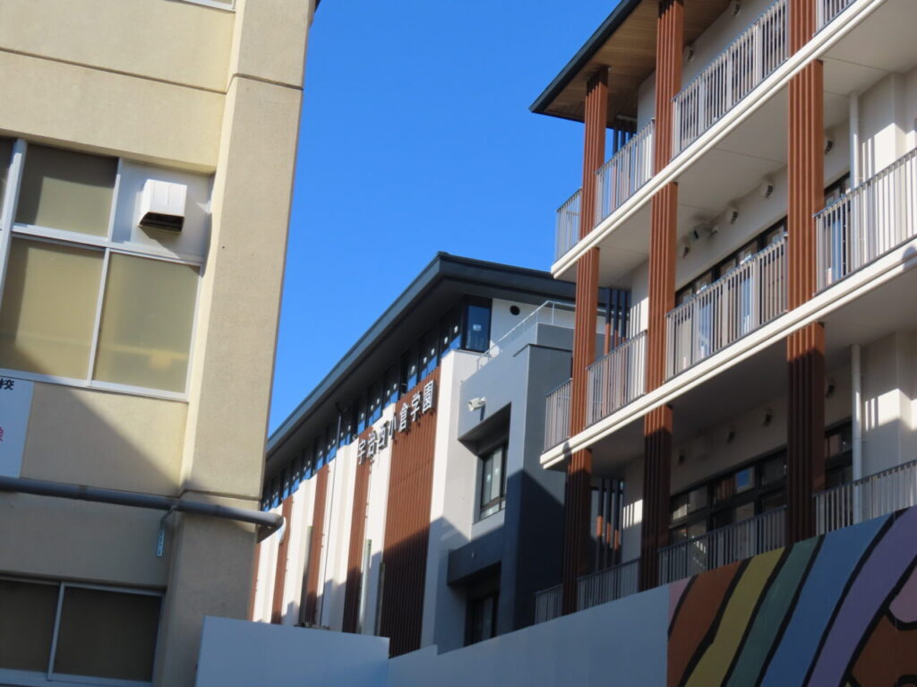 【宇治市】西小倉中で全校参加の壁画アート!地域と学校がともに子どもたちを育むCSの取り組み | 号外NET 宇治市・城陽市